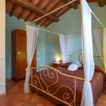 3 Bedroom Awesome In Poppi