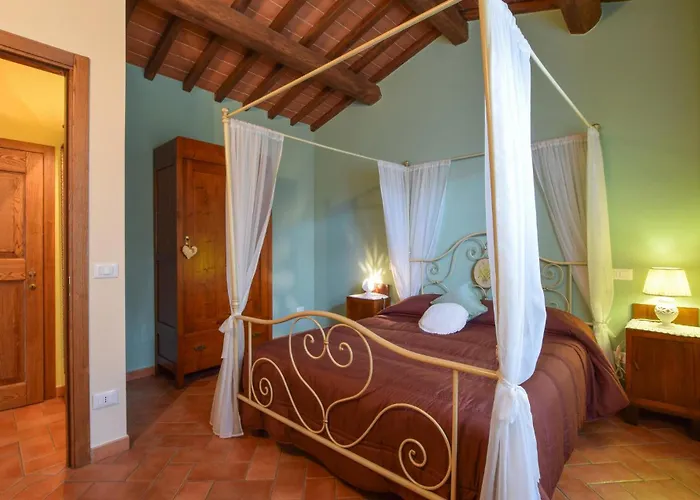 3 Bedroom Awesome In Poppi